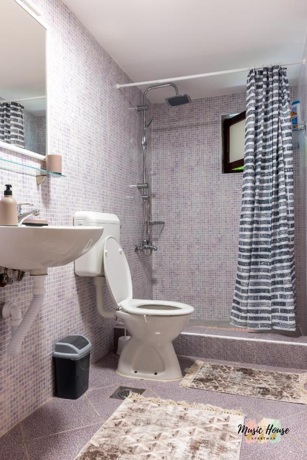 Music House Apartment トゥズラ エクステリア 写真