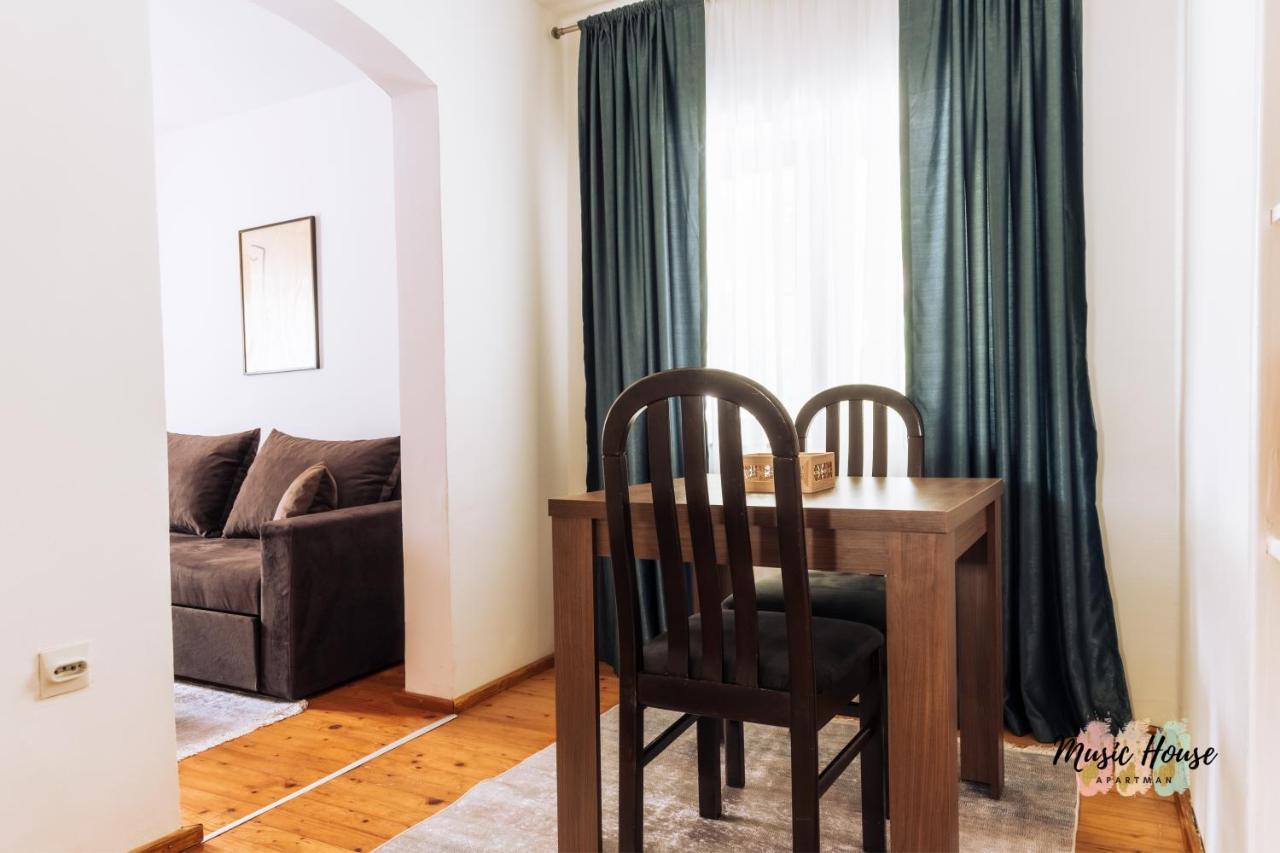Music House Apartment トゥズラ エクステリア 写真